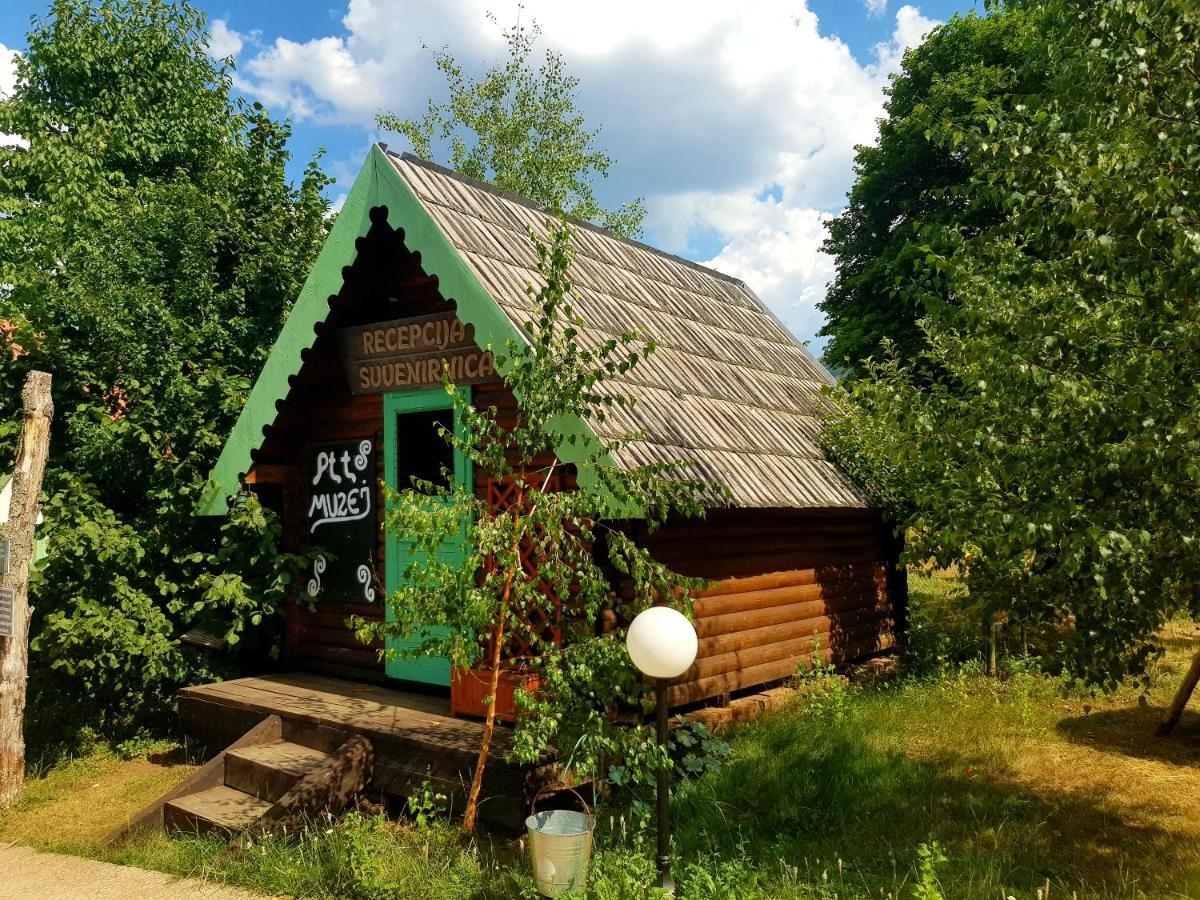 Etno Selo Montenegro Hotel Plužine Exterior foto